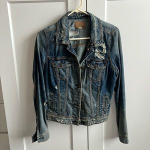 American Eagle destroyed jeans jacket size M